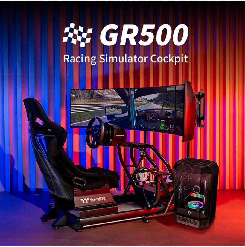 曜越发布GR500赛车模拟驾驶舱：三屏显示与炫酷RGB底座